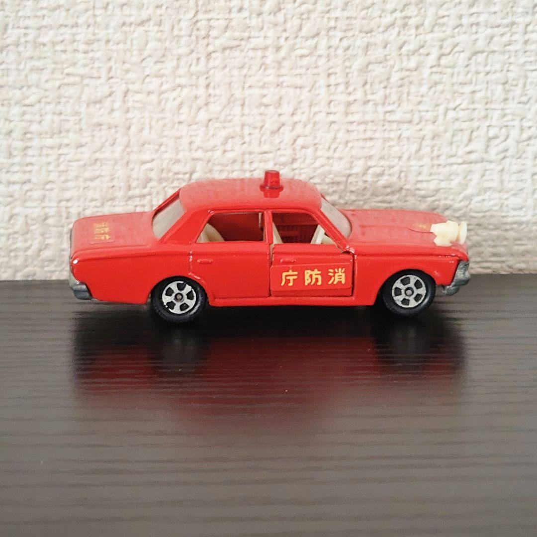 TOMICA　トミカ　クラウン　ファイヤーチーフカー　1Aホイール　白サイレン