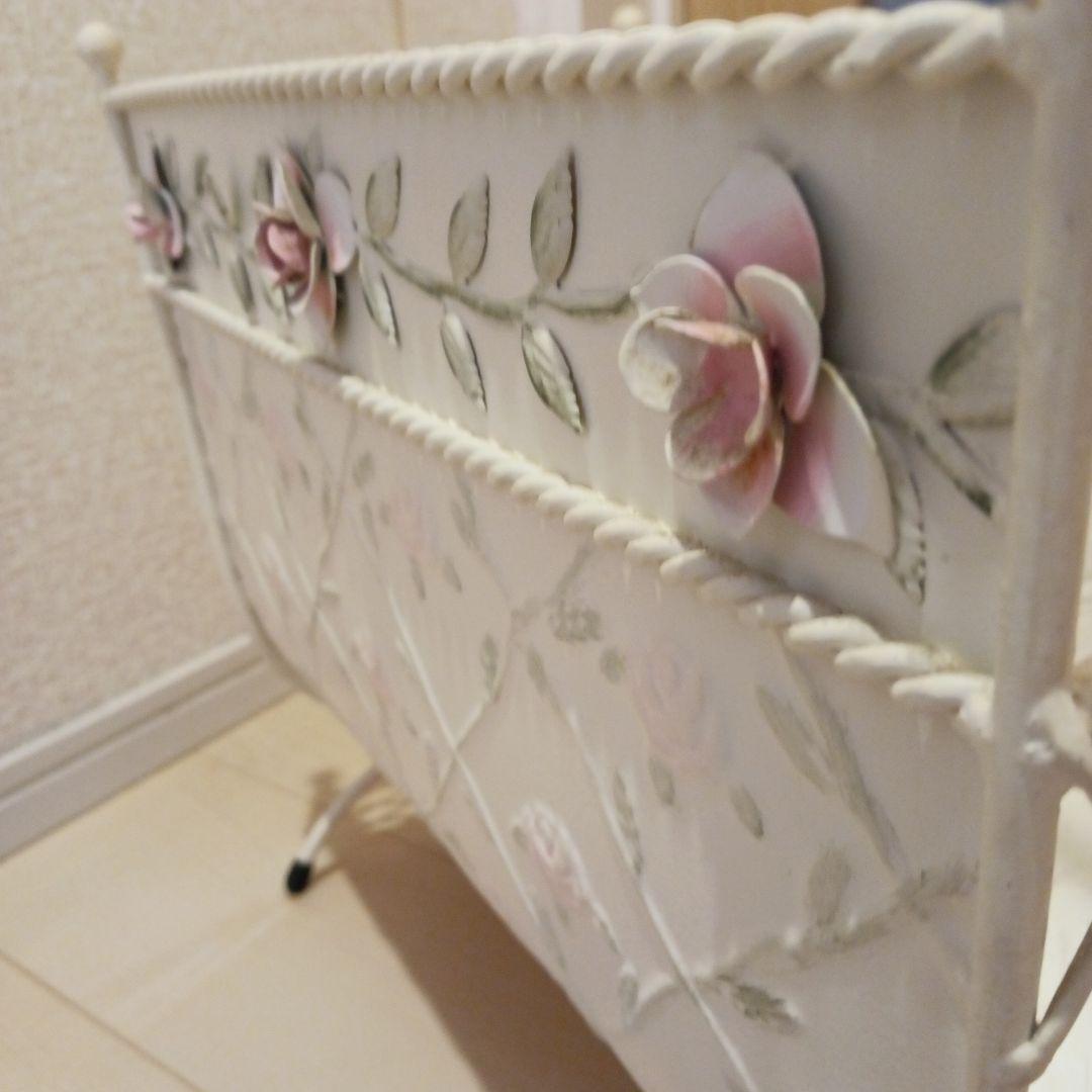 アイボリー フラワーモチーフ バスケット