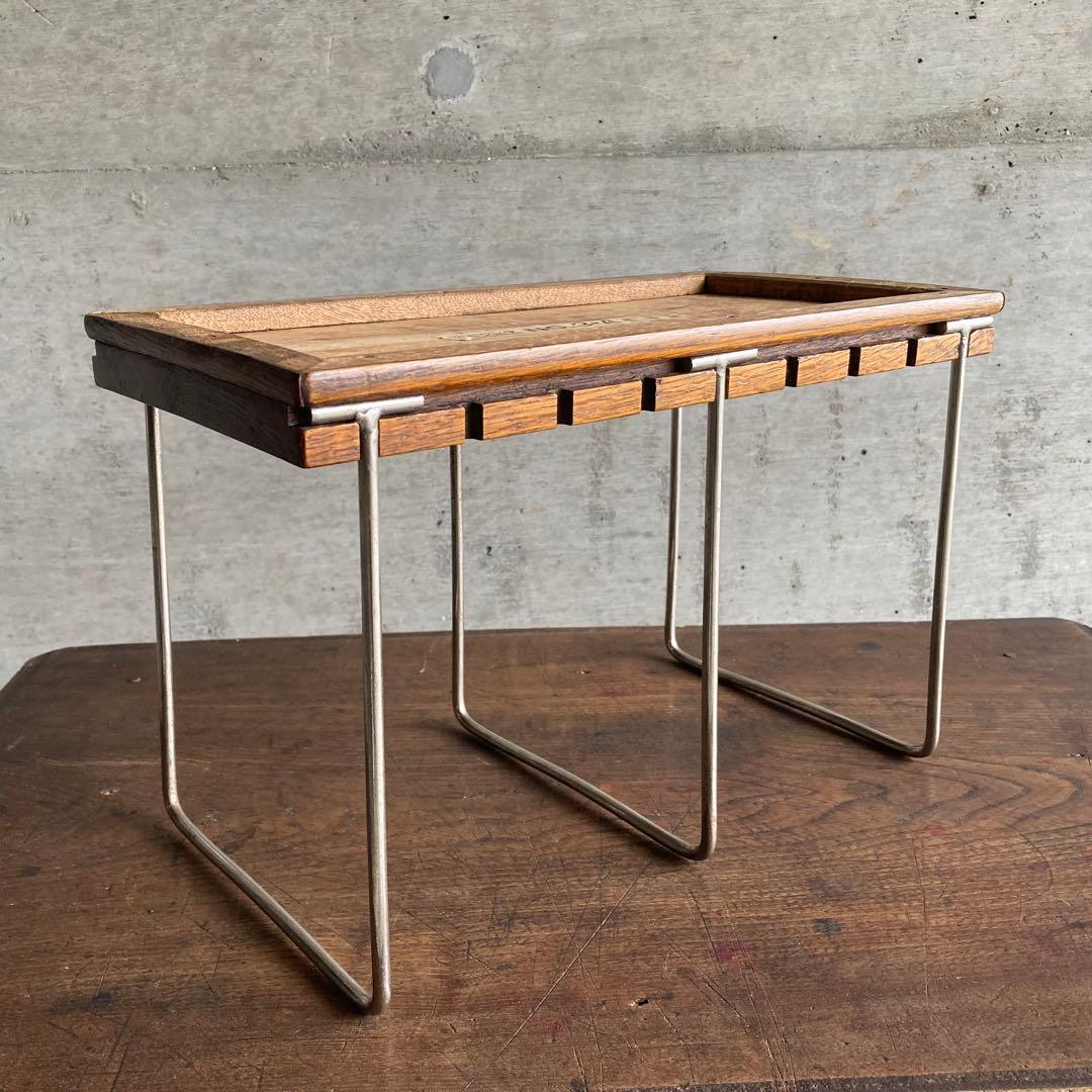 古い味のある本棚 書類 飾り台 スタンド ラック 木製 金属 レトロ ビンテージ