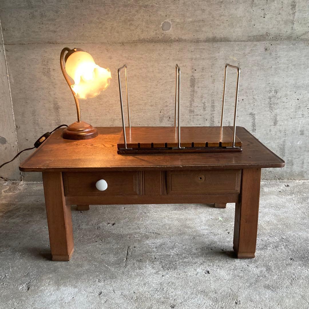 古い味のある本棚 書類 飾り台 スタンド ラック 木製 金属 レトロ ビンテージ