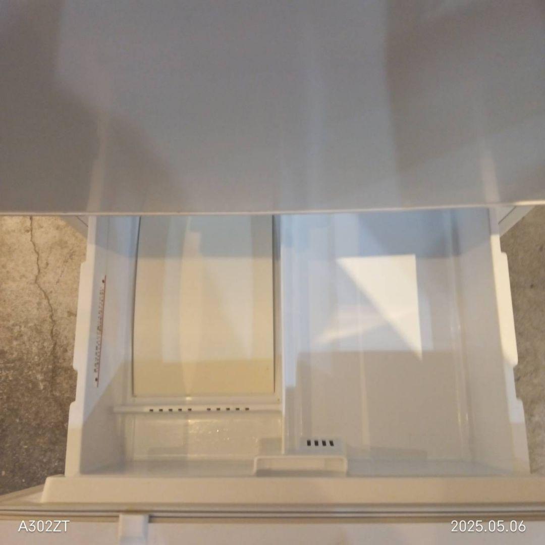 010 送料設置無料　神奈川限定配送　三菱　大型冷蔵庫　最新モデル　272L