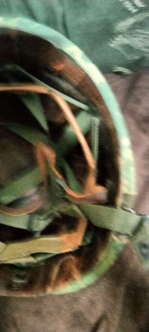 や*ん様 迷彩色 ヘルメット