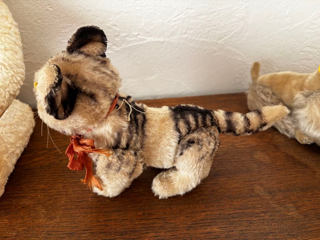 オランダ　蚤の市　シュタイフ　猫　ぬいぐるみ