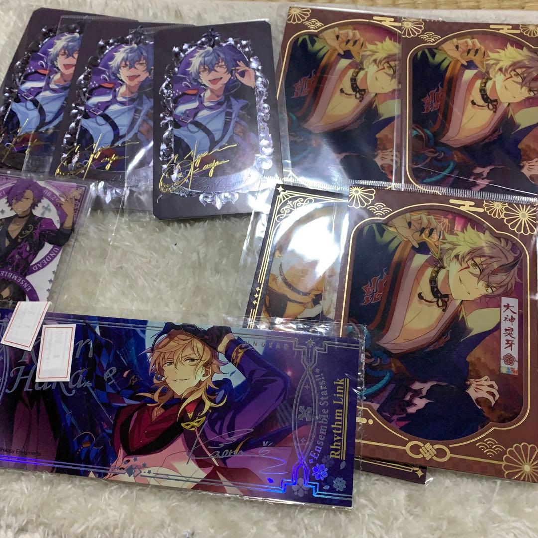 あんスタ　まとめ売り　大量　段ボール　缶バッジ