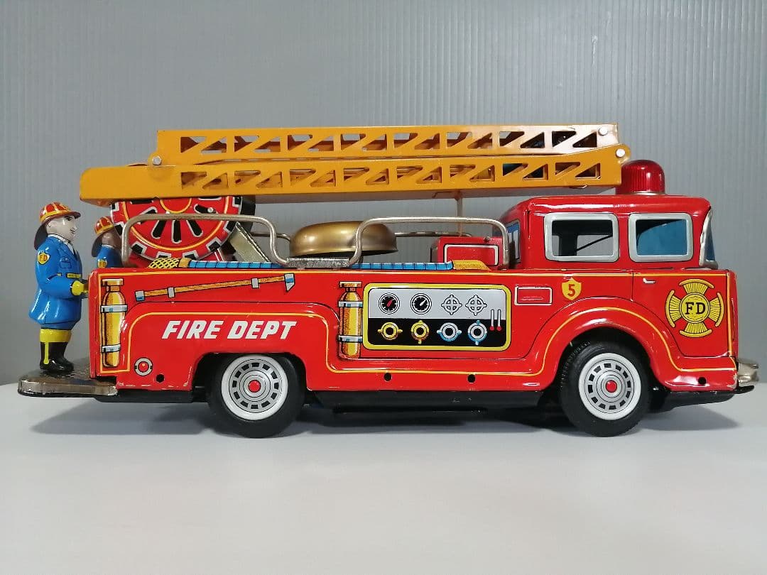 アメリカ型 ハシゴ消防車　電動 / ブリキ　光球商会
