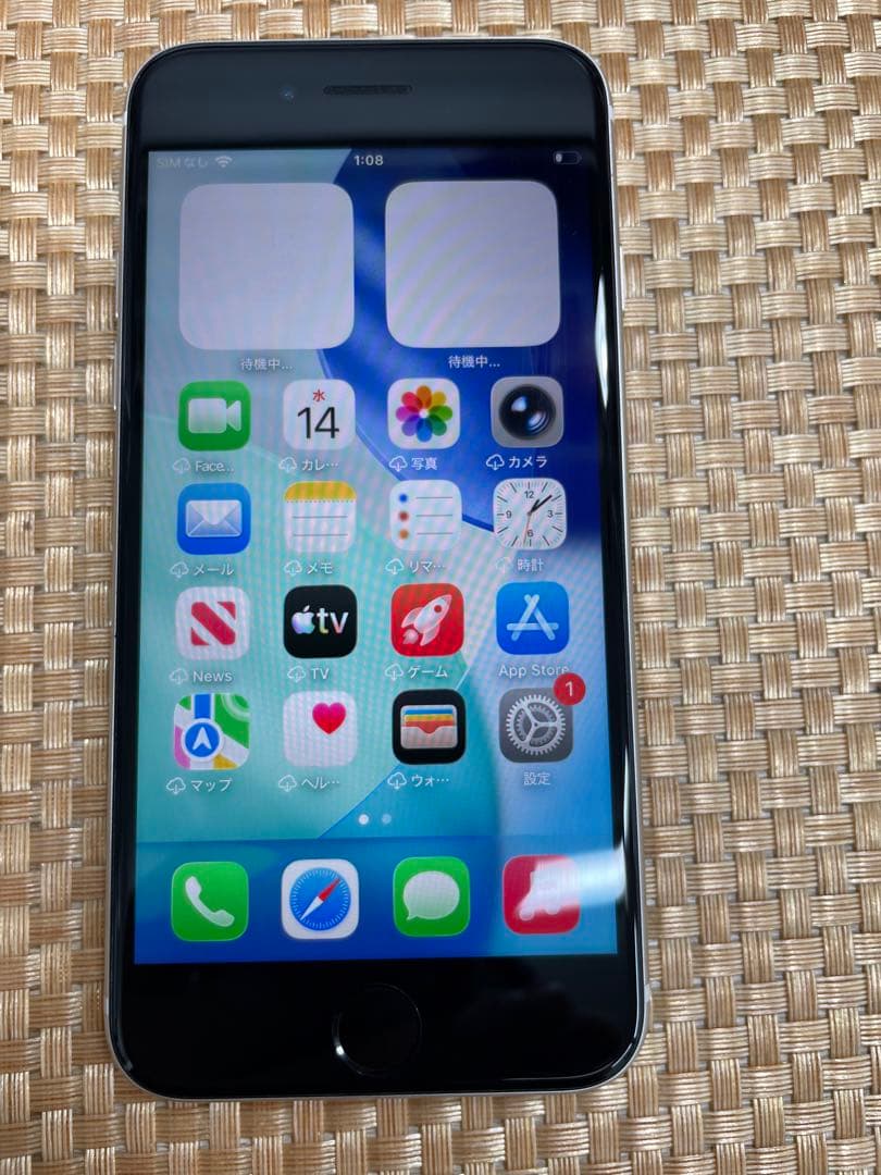 iPhone SE 第3世代 64 GB スターライトSIMフリー【7317】