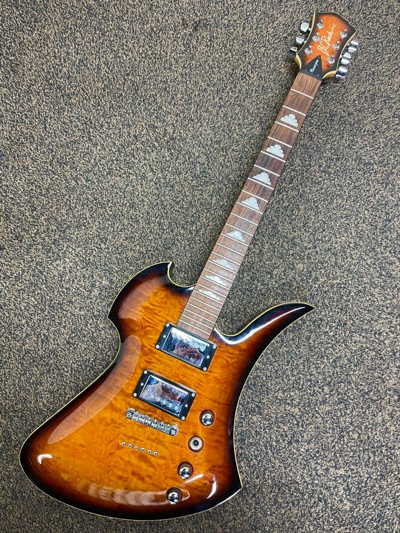 B.C.Richモッキンバード Masterpiece