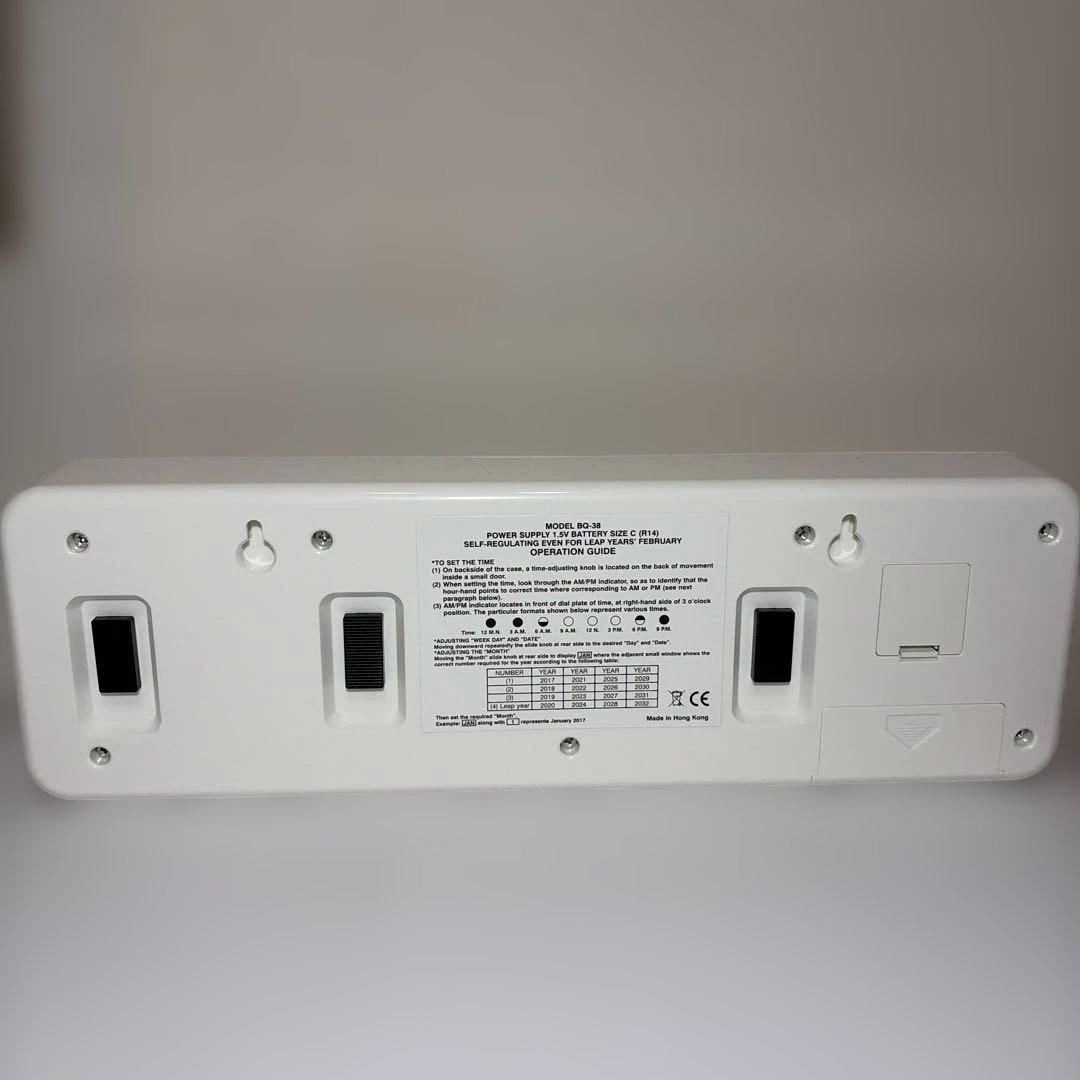 颯*様 【保証期間内】TWEMCO トゥエンコ BQ-38 WH カレンダー 時