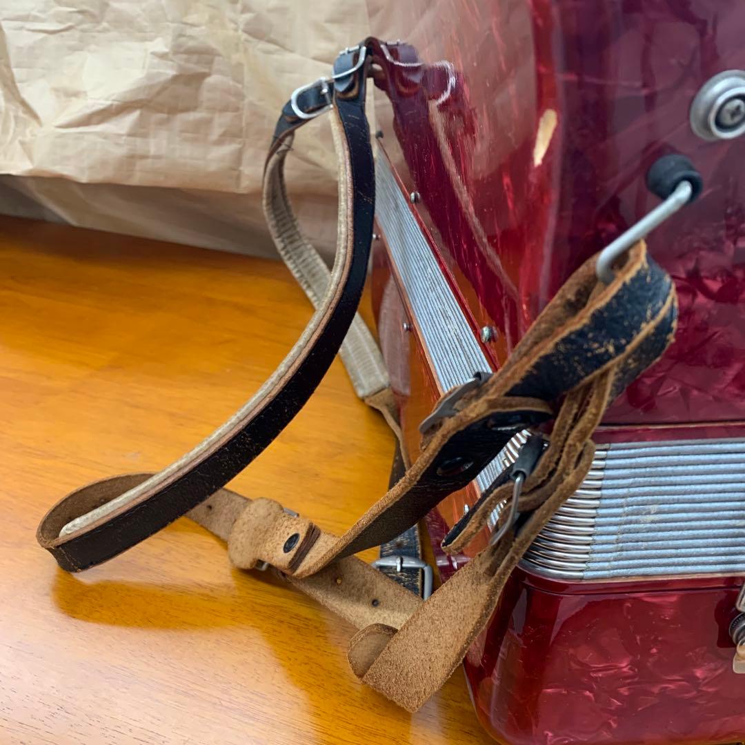 ★ YAMAHA アコーディオン 型番不明 32鍵盤 赤 動作確認済み