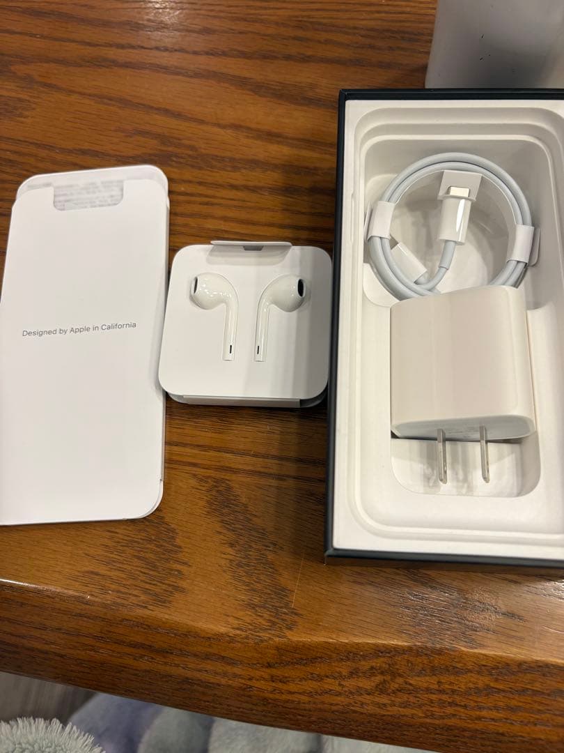 【美品中古】iPhone11pro ホワイト 256GB SIMフリー 箱付属品