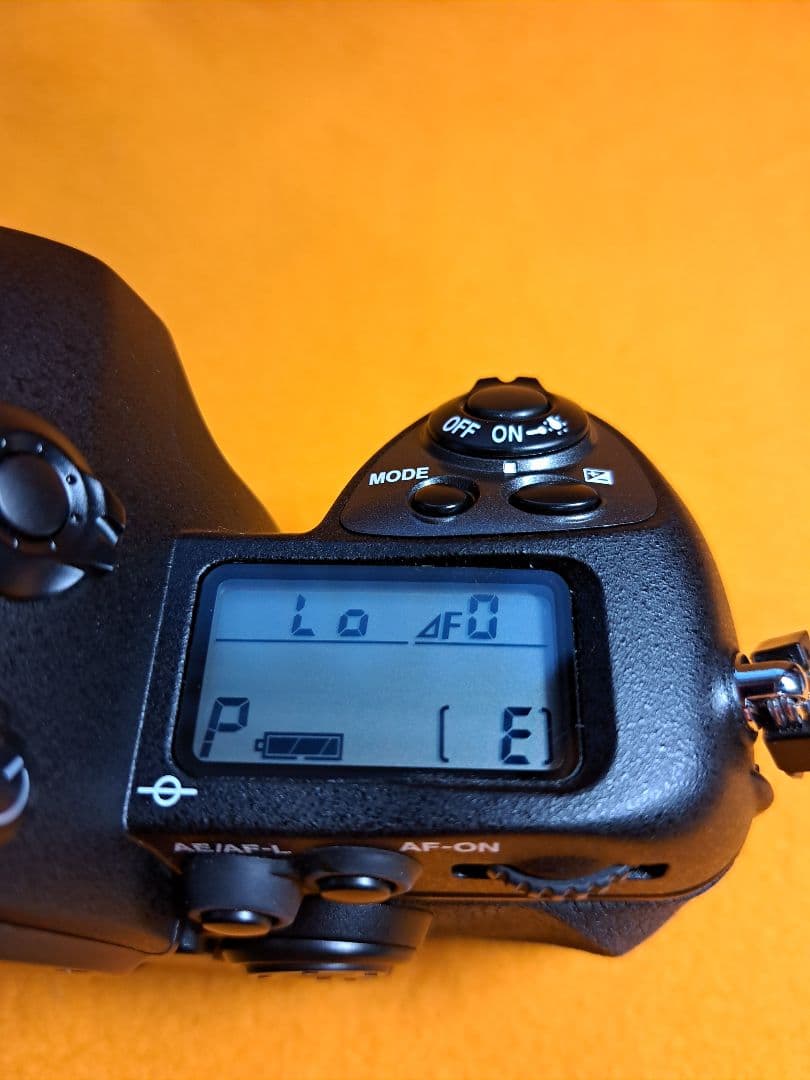 n*u様 Nikon F6　ほぼ新品