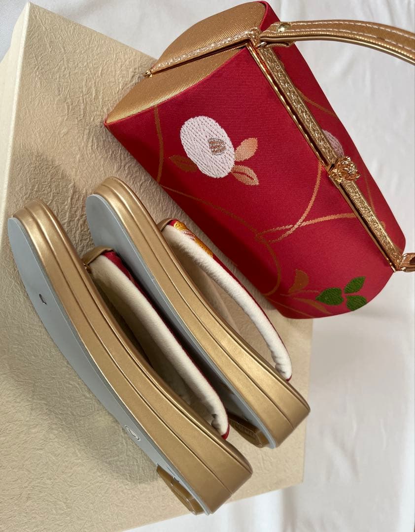 特選　未使用　和装用草履バッグと草履セット　日本製　振袖　成人式　卒業式