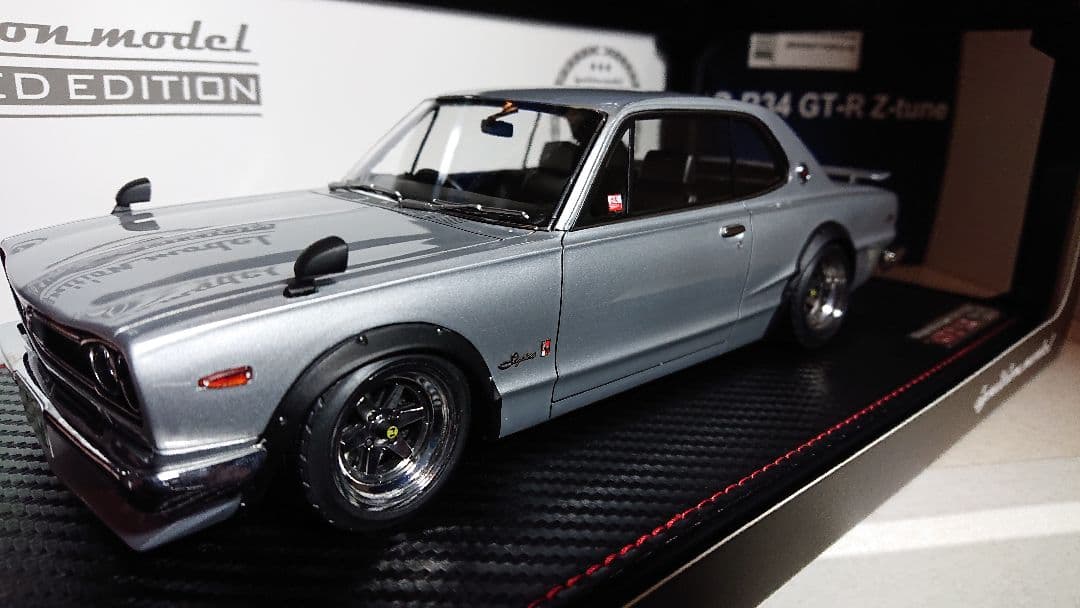 イグニッションモデル 1/18 SKYLINE 2000 GT-R KPGC10