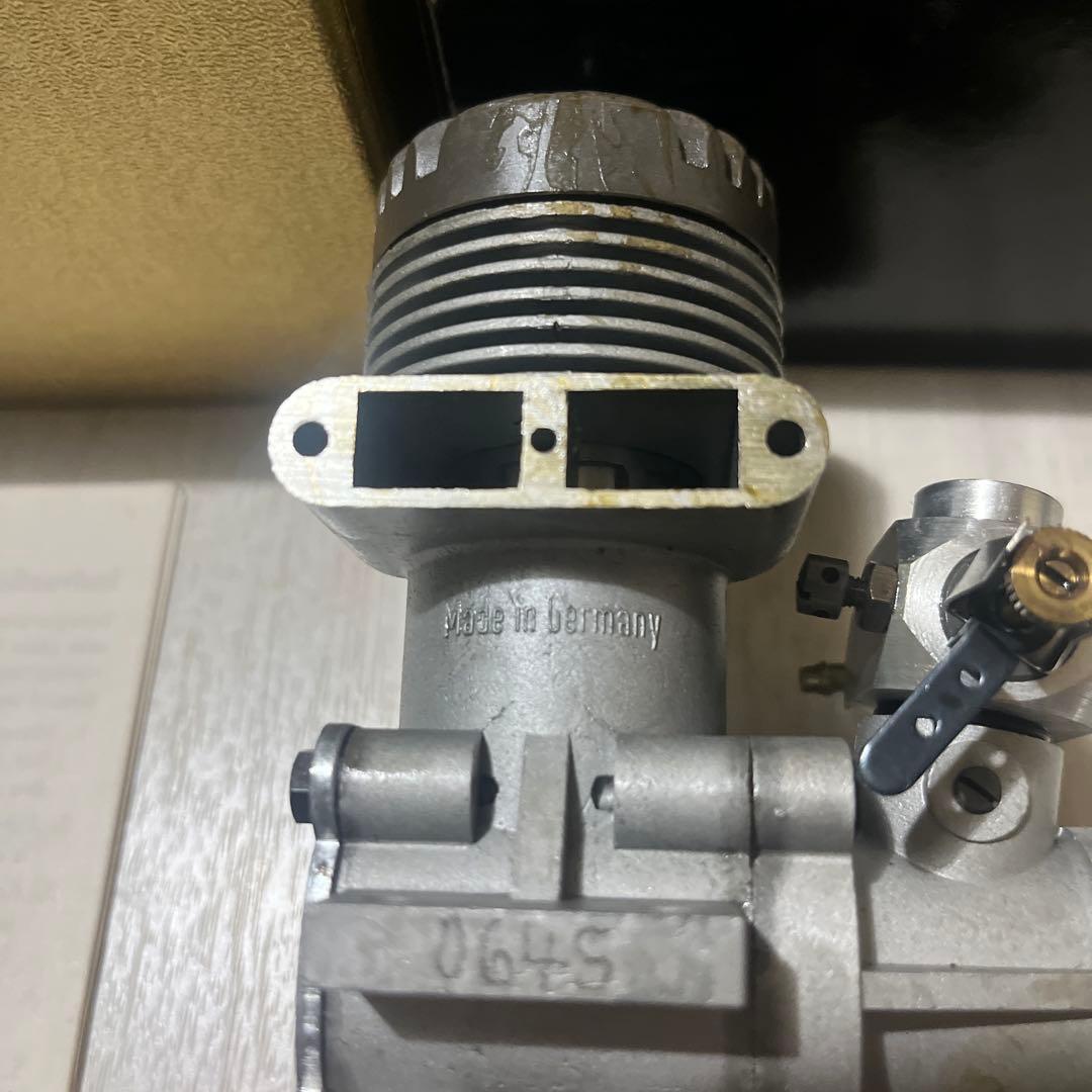 Webra 61 RCエンジン