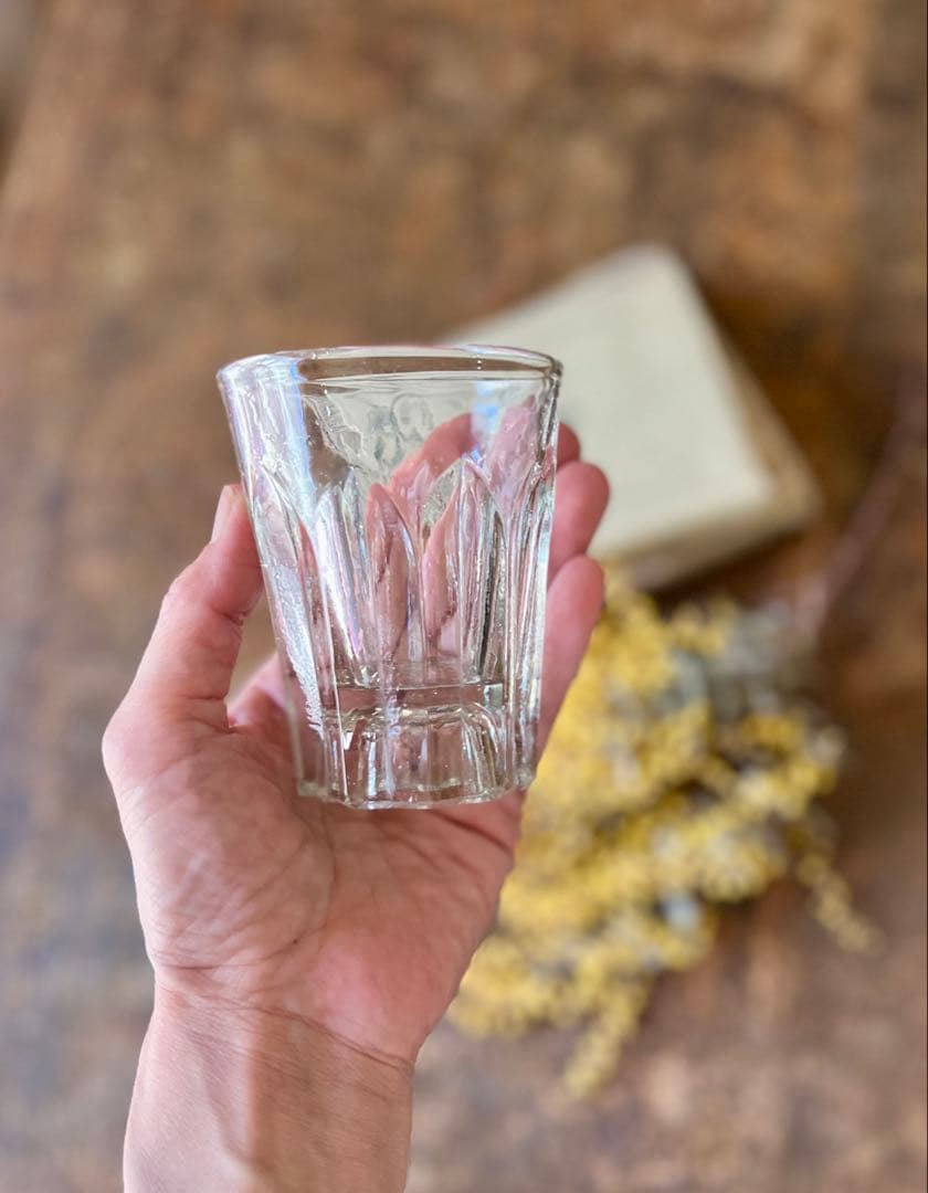 アンティーク　剣先コップ　ウランガラス　和ガラス　古道具　大正ロマン