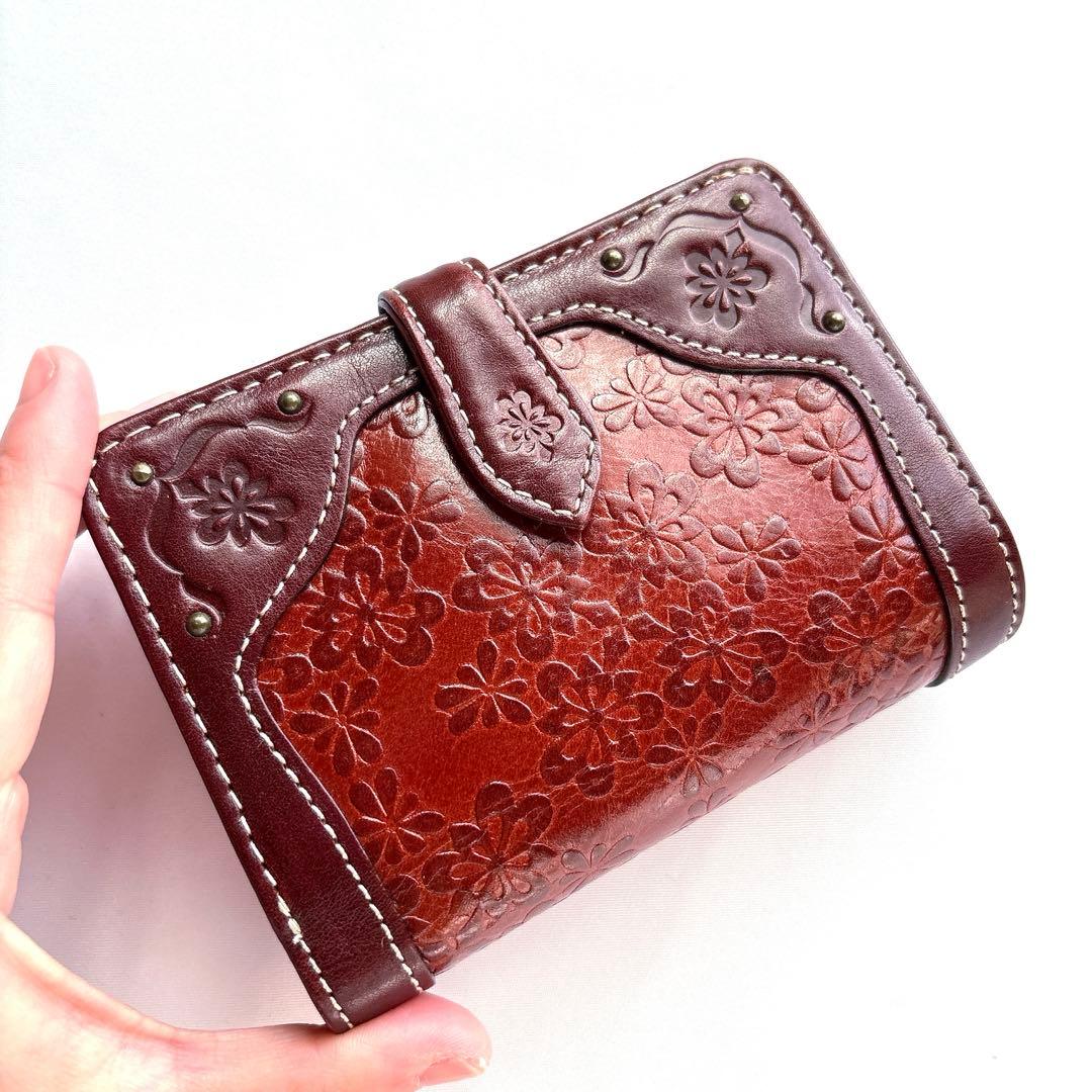 Dakota ダコタ フィオラシリーズ 花柄 小銭入れ付　二つ折り財布 レッド