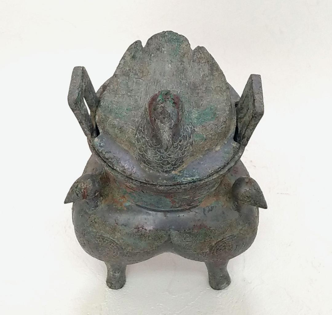中国 西周青銅器 彫刻 三足 蓋付き 鳥装飾 酒器 高さ21.5cm