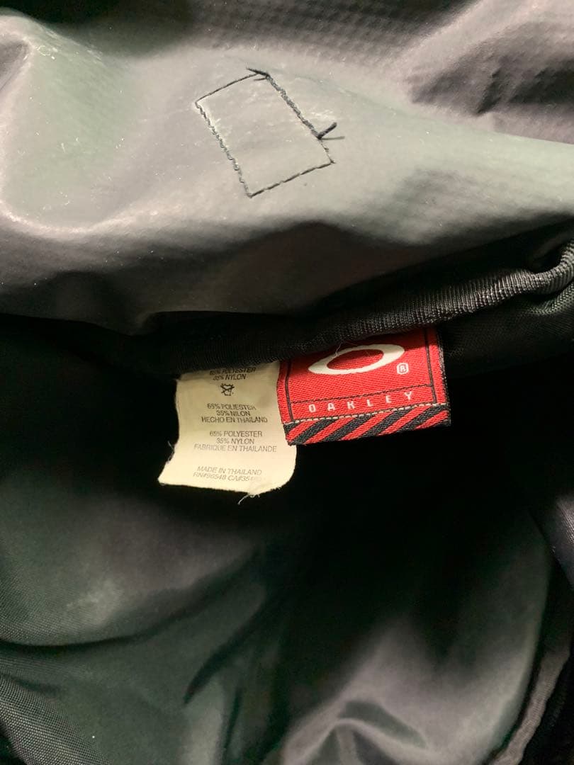 レア　Oakley ブラック リュック