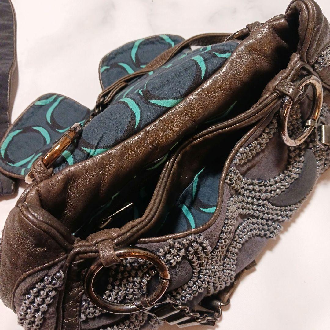 最終値下げ！ジャマンピエッシュビーズ装飾付きグレーショルダーバッグ（専用袋付！）