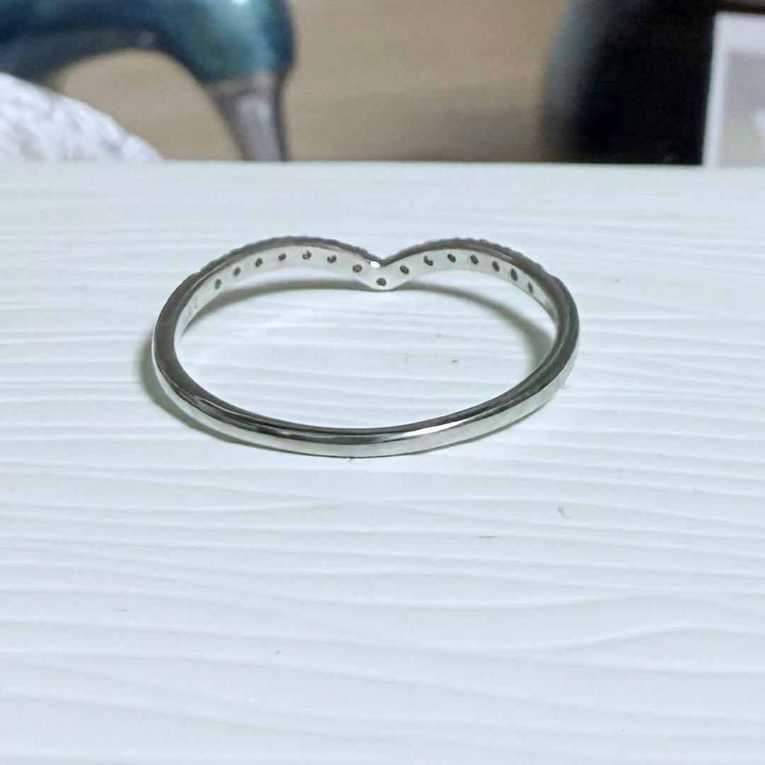 新品同様！ V字 ダイヤモンドリング D0.20ct Pt900