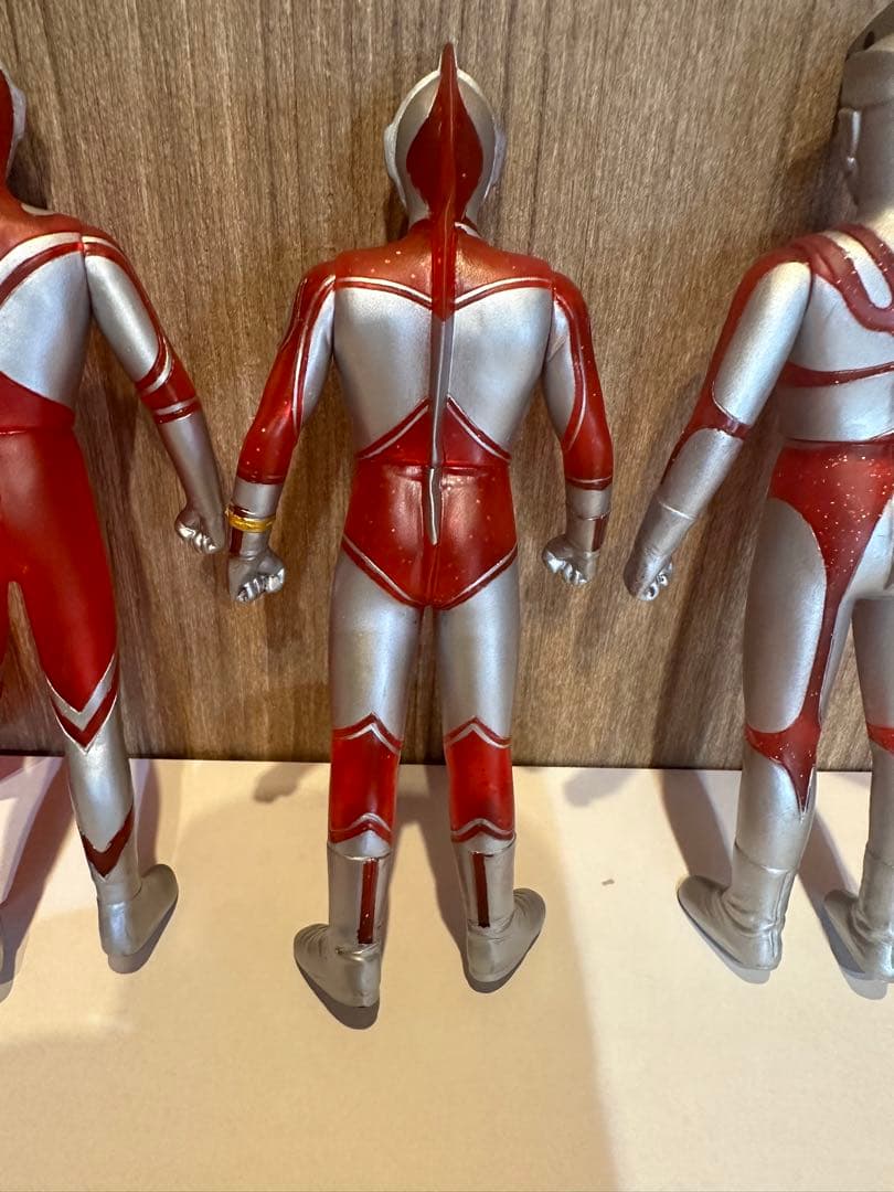 ウルトラ兄弟　8体　クリアレッドラメバージョン