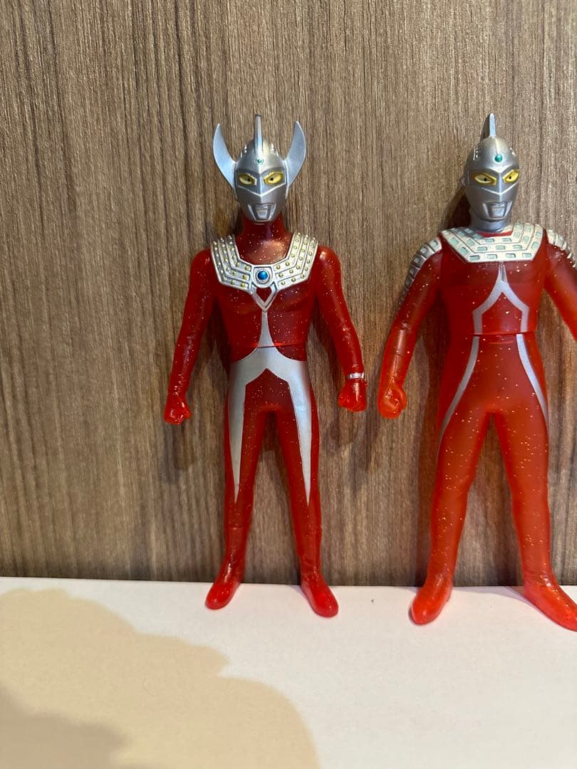 ウルトラ兄弟　8体　クリアレッドラメバージョン