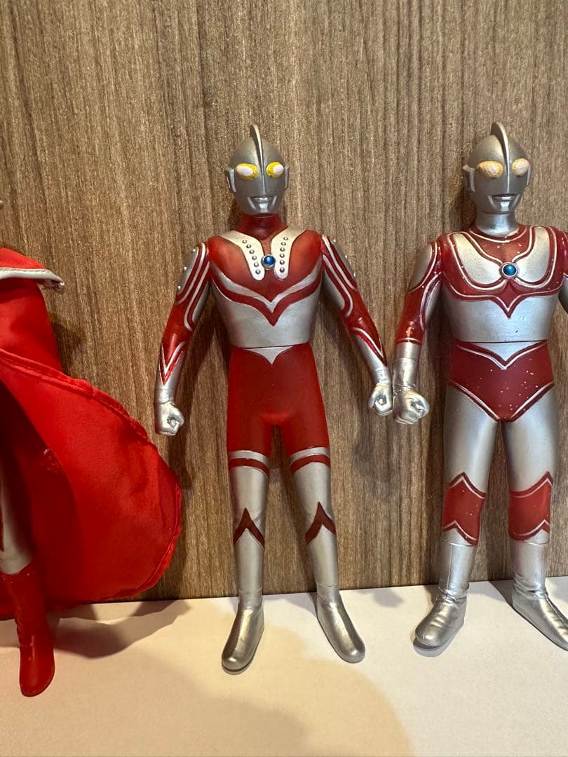 ウルトラ兄弟　8体　クリアレッドラメバージョン