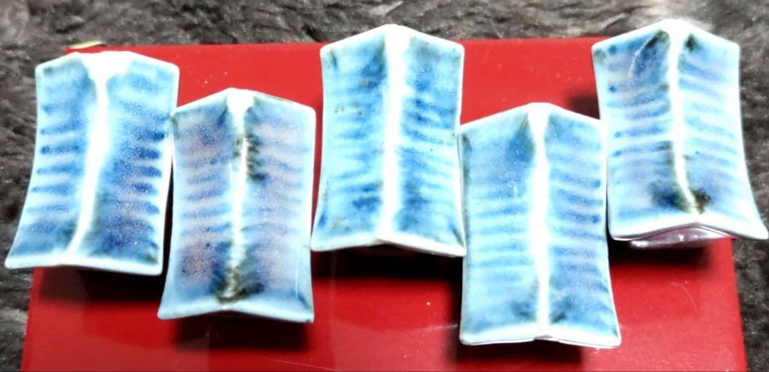 富本憲吉自作 染付家形箸置 10個組 大正13（1924）年作