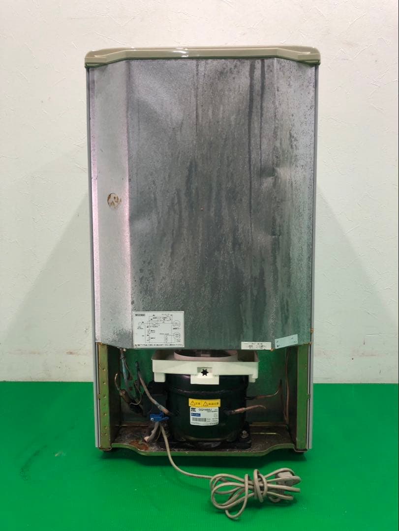 ☆工場整備品☆ハイアール冷凍冷蔵庫 2ドア シルバー　2006年