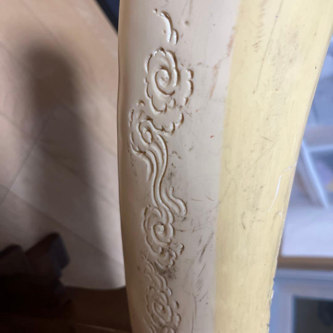 象牙風　台座付き　レプリカ　レトロ