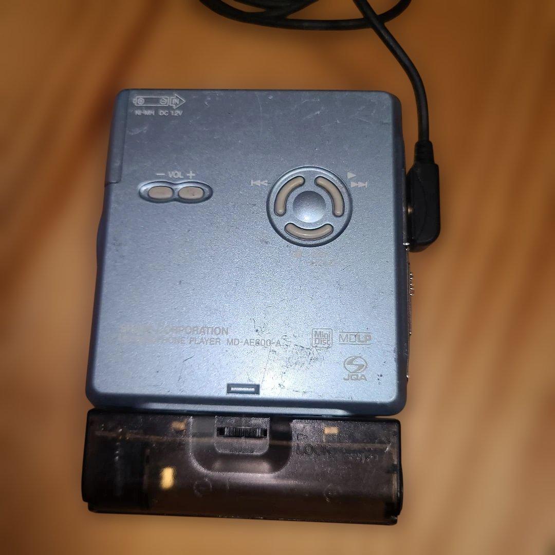ポータブルカセットプレーヤー、ポータブルMDプレーヤー、ポータブルCDプレーヤー