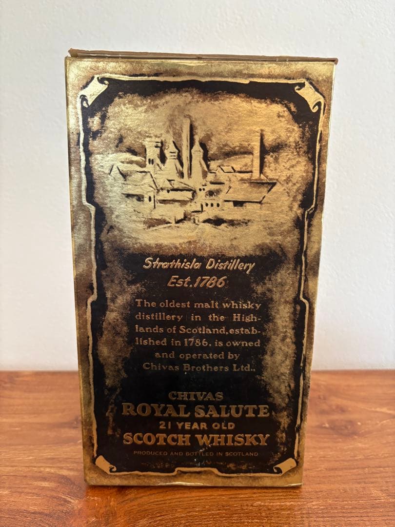 【未開栓・古酒】ロイヤルサルート 21年 青 陶器ボトル 元箱・巾着袋付き