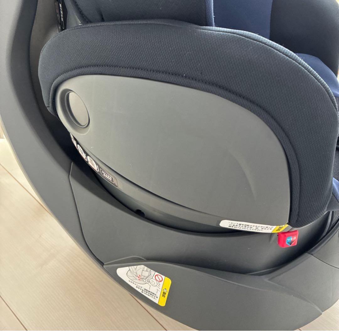 け*ん様 超美品　アップリカ　ディアターンプラスAB 車用チャイルドシート