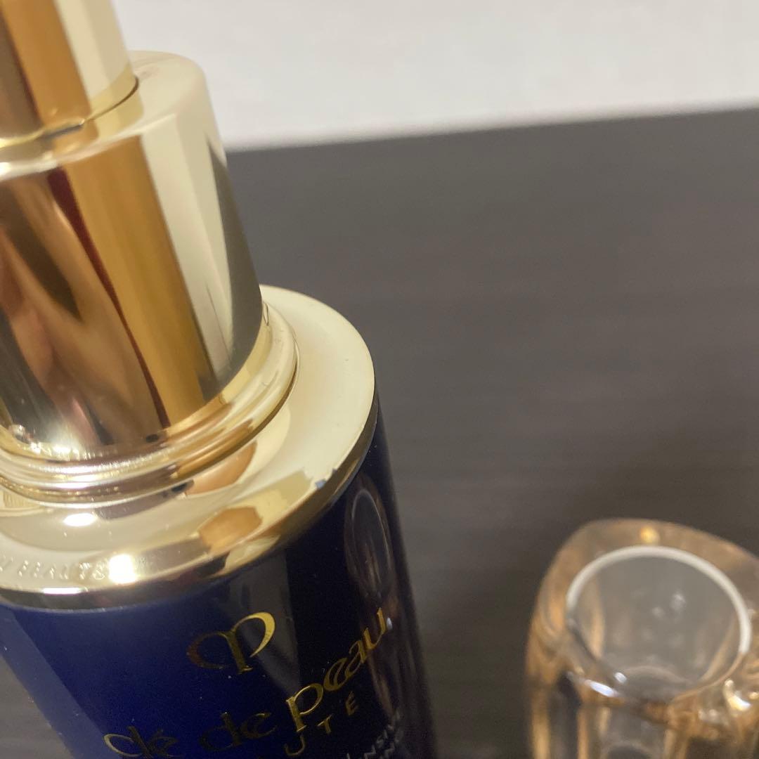 【クレドポーボーテ】エマルションアンタンシヴn 中古本体 + 新品レフィル