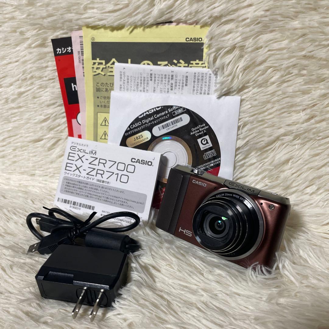 デジタルカメラ CASIO EXILIM EX-ZR700
