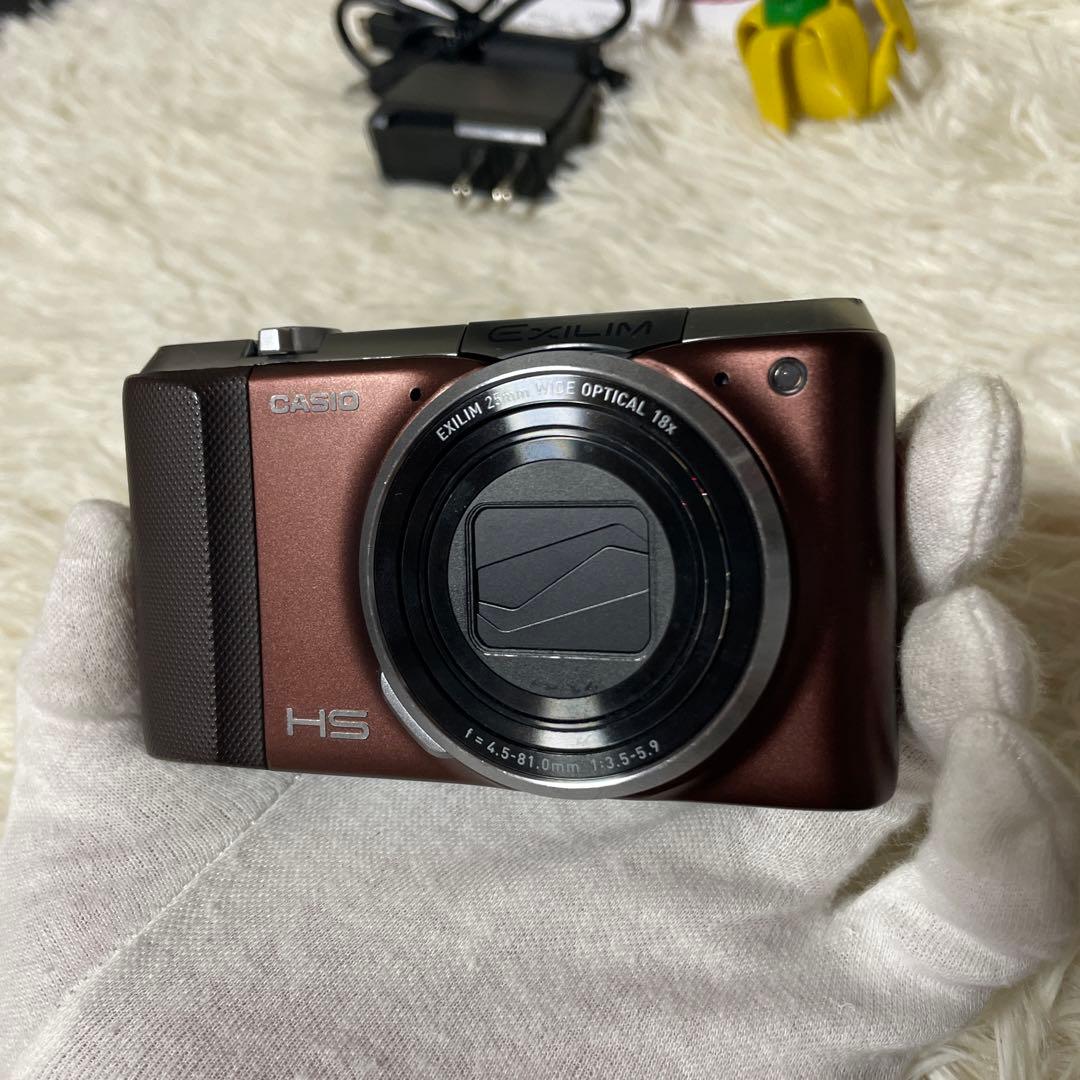 デジタルカメラ CASIO EXILIM EX-ZR700