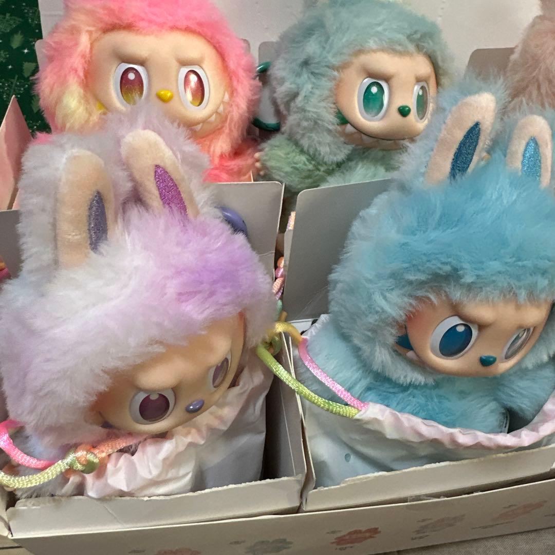 ポップマート　エナジーラブブ