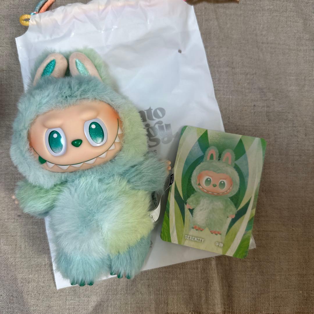 ポップマート　エナジーラブブ