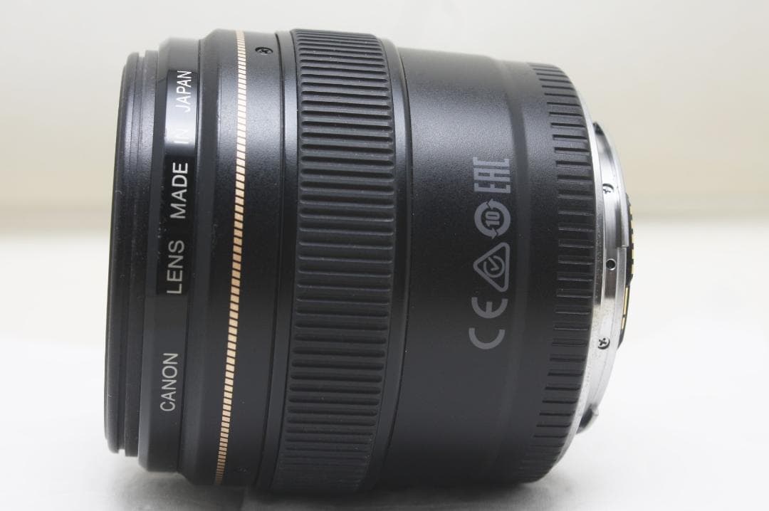 キヤノン EF 85mm F1.8 USM
