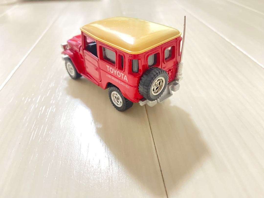 トミカ ダンディ トヨタ ランドクルーザー NO.13 ミニカー ランクル
