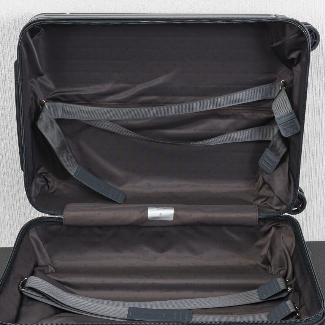 美品 リモワ エッセンシャル キャビンS 34L 4輪 TSA 機内持ち込み 黒