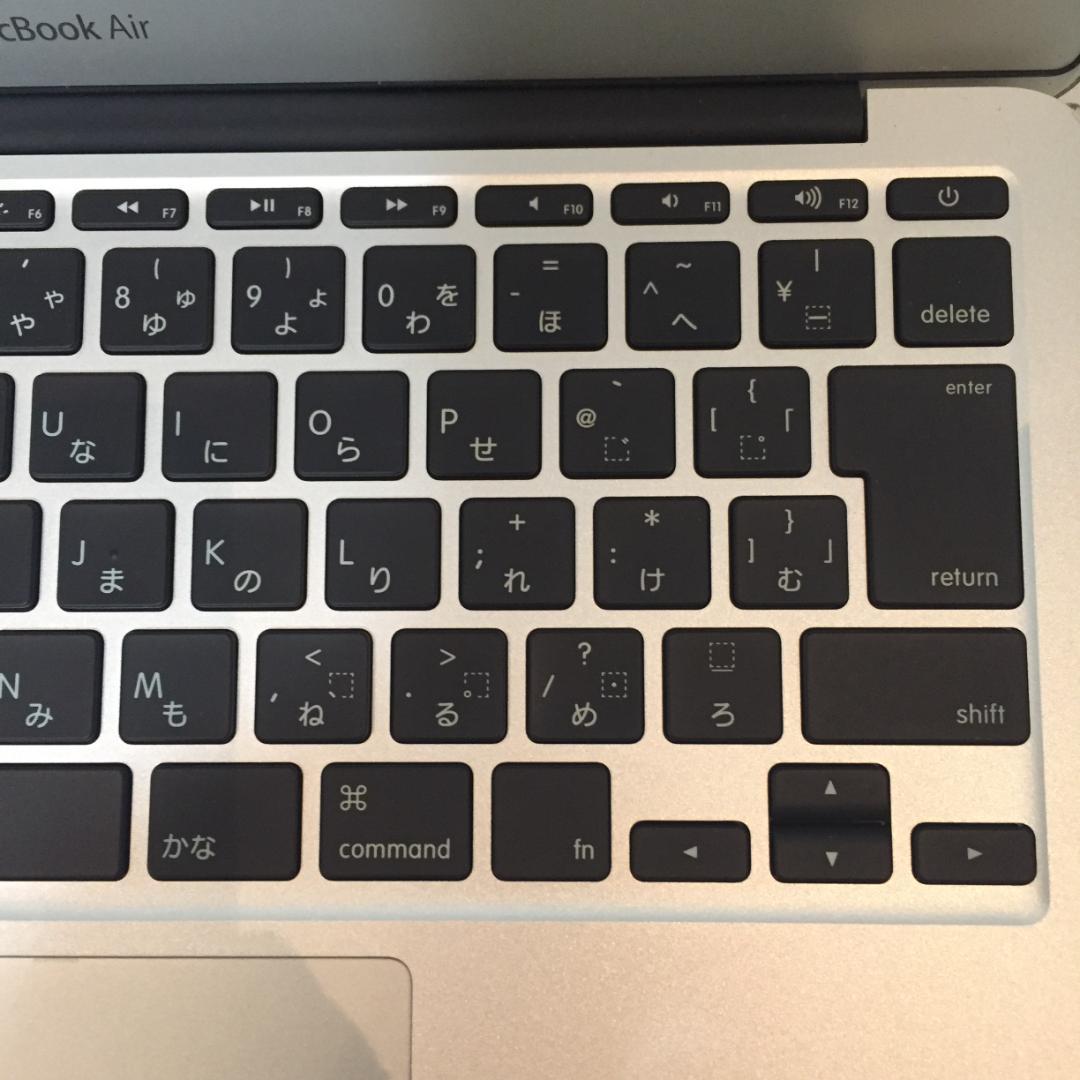 【美品難有箱付】 MacBook Air 11' Core-i7 充放電：34回