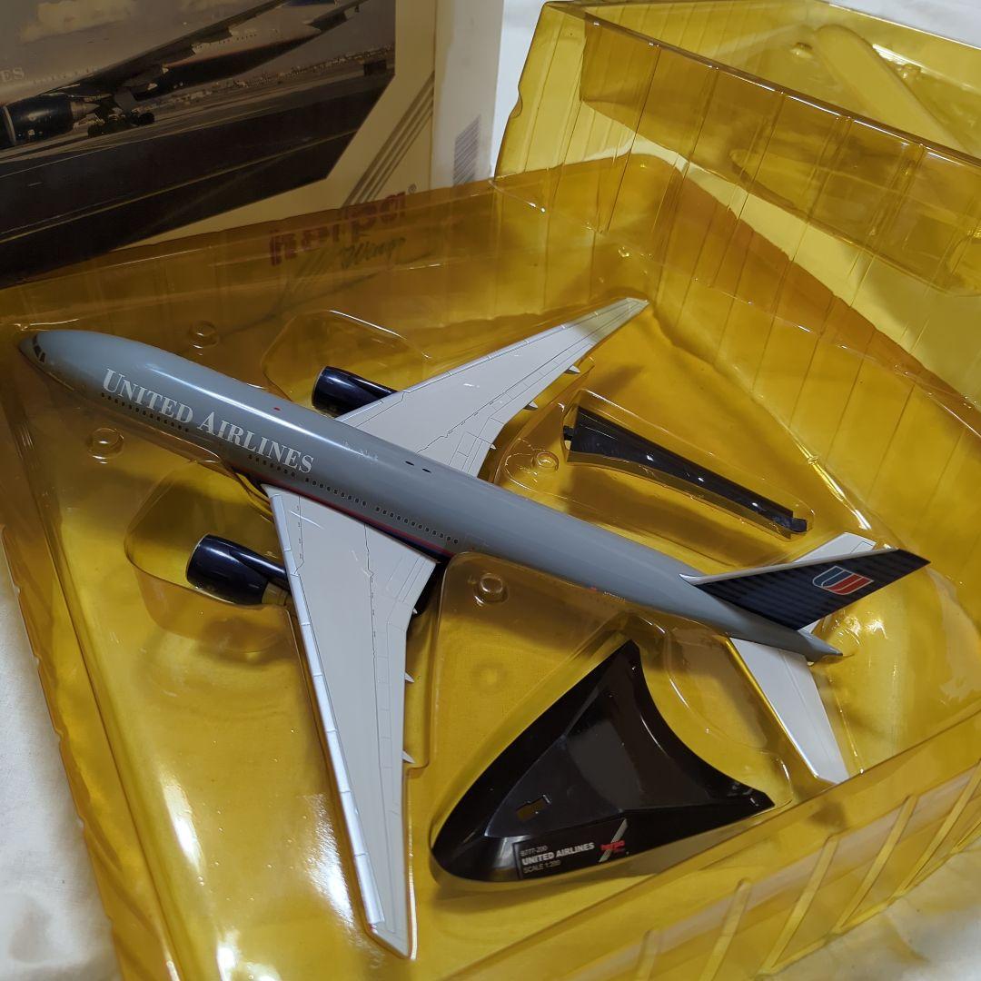 航空機・ヘリコプター herpa 1/200 UNITED B777-200