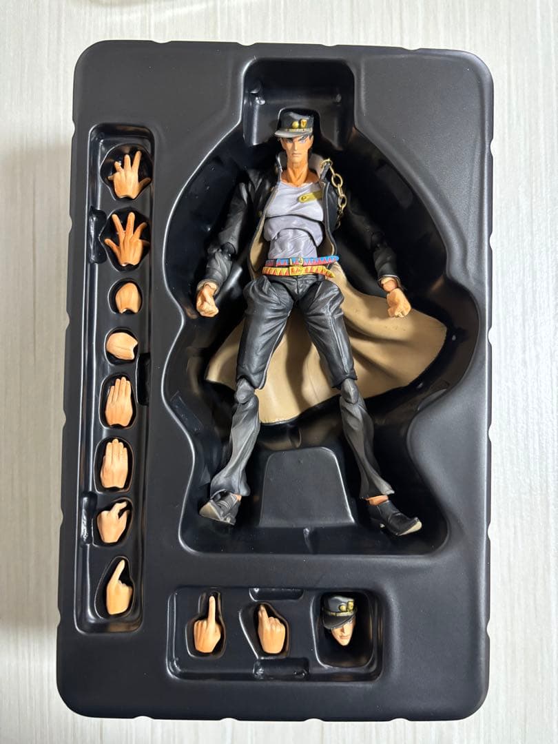 カスタム 超像可動 空条承太郎 フィギュア ジョジョの奇妙な冒険