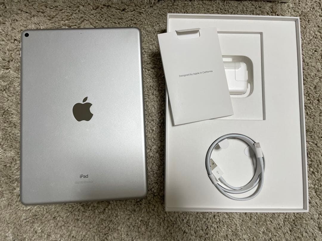 iPadAir smartkeyboard ApplePencil 別売り可