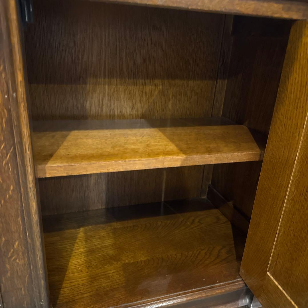 ヴィンテージ　木製サイドテーブル　ベッドサイドテーブル　扉収納付き　フランス