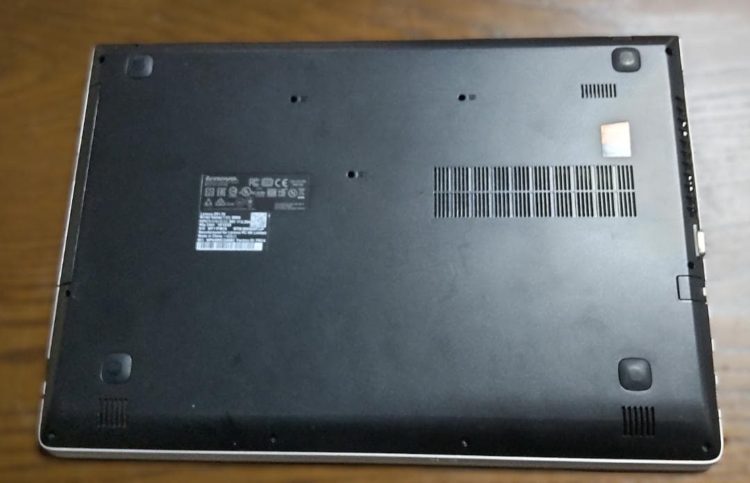 LenovoZ51 Corei3 240GBSSD 8GBメモリ WIN11