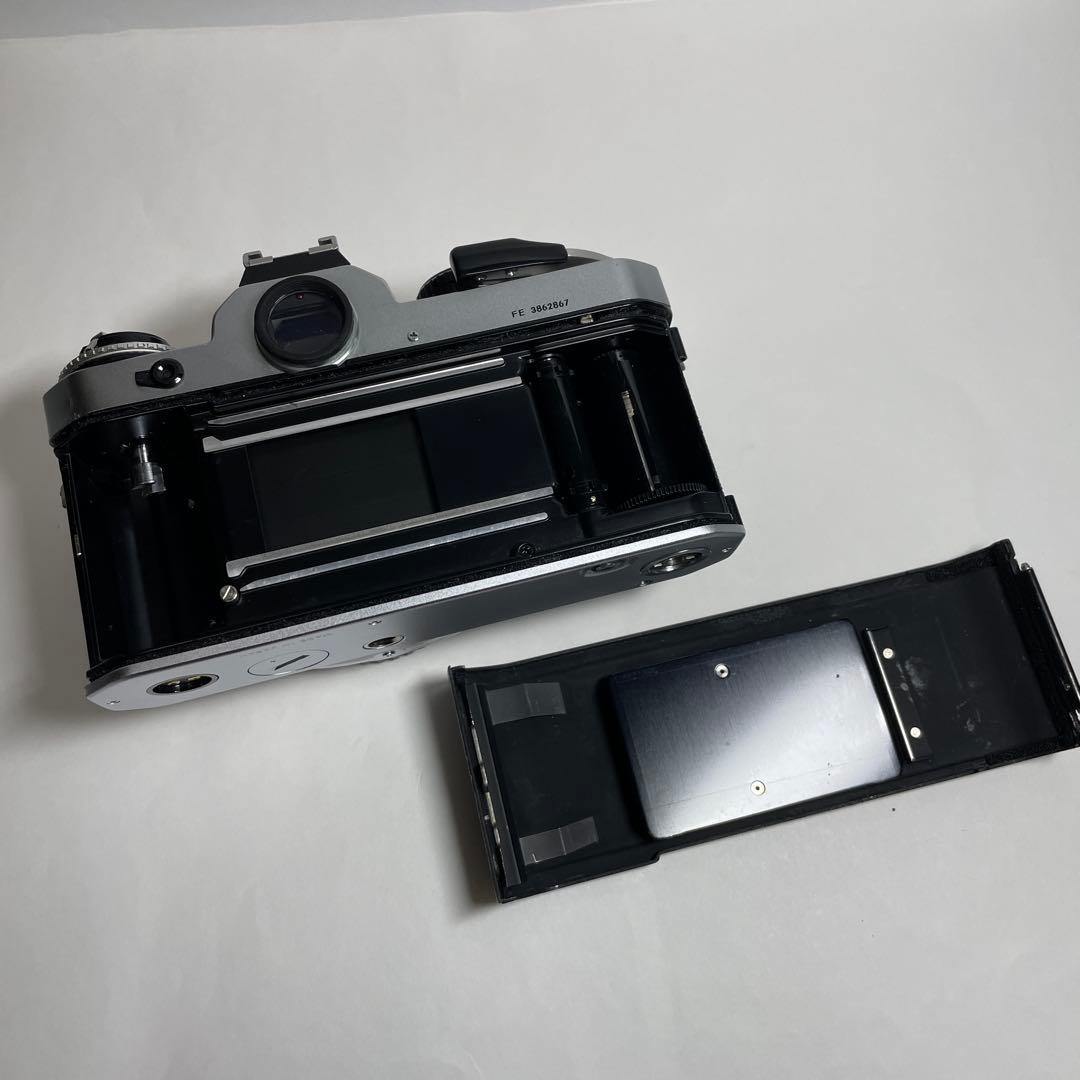 Nikon FE 一眼レフカメラ 35mm