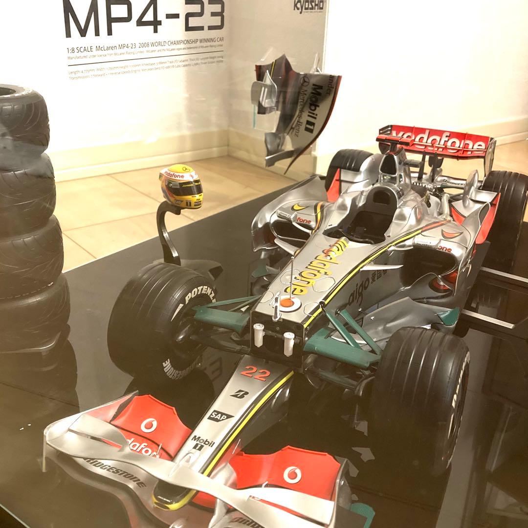 1/8 マクラーレンMP4-23 ハミルトン ディアゴスティーニ フィギュア付き