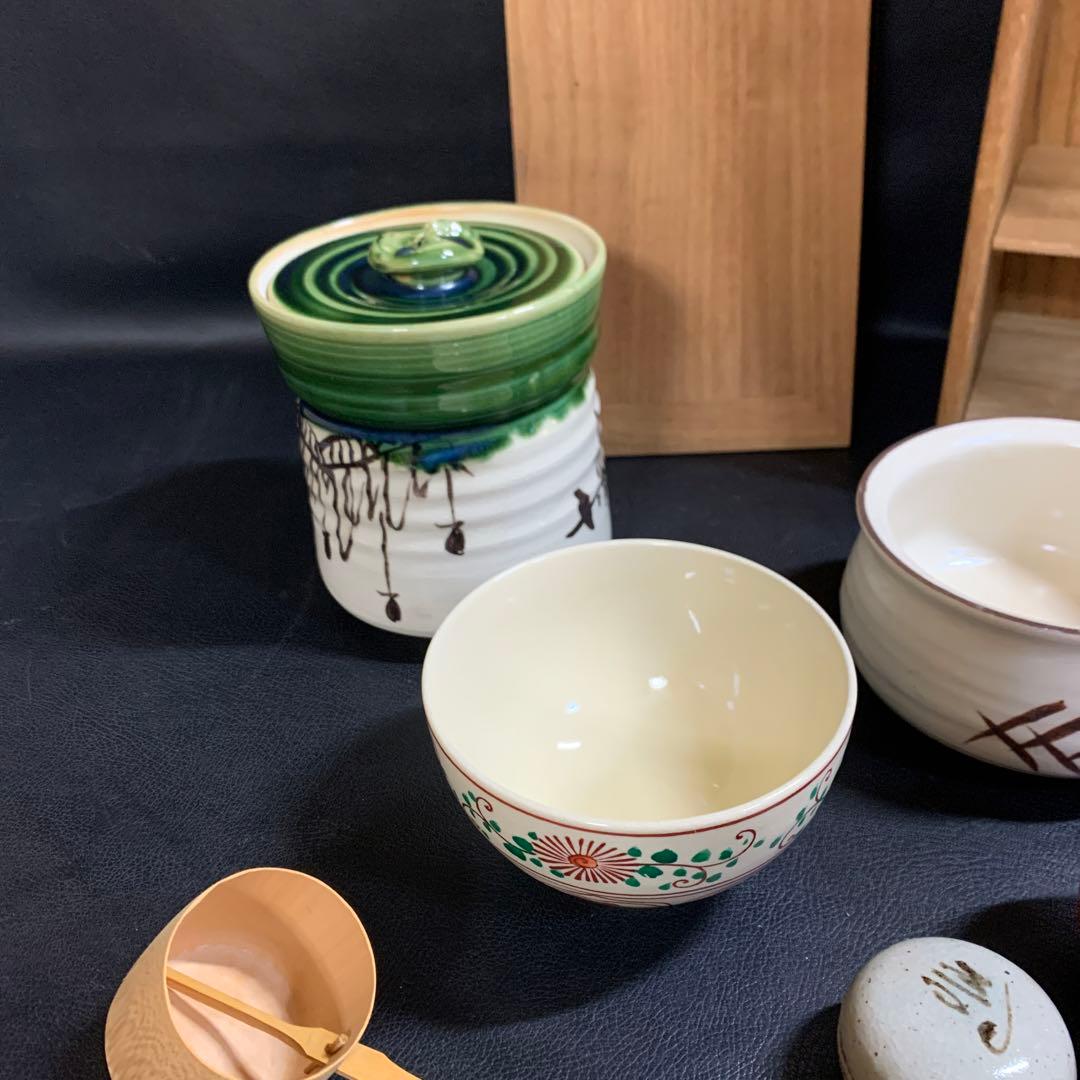 茶道具セット　茶箱　古物　歴史　茶碗　水差し　茶灼　棗　銘有
